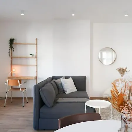 1 Bedroom In Center - 2nd Floor Apartamento *