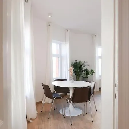 1 Bedroom In Center - 2nd Floor Apartamento